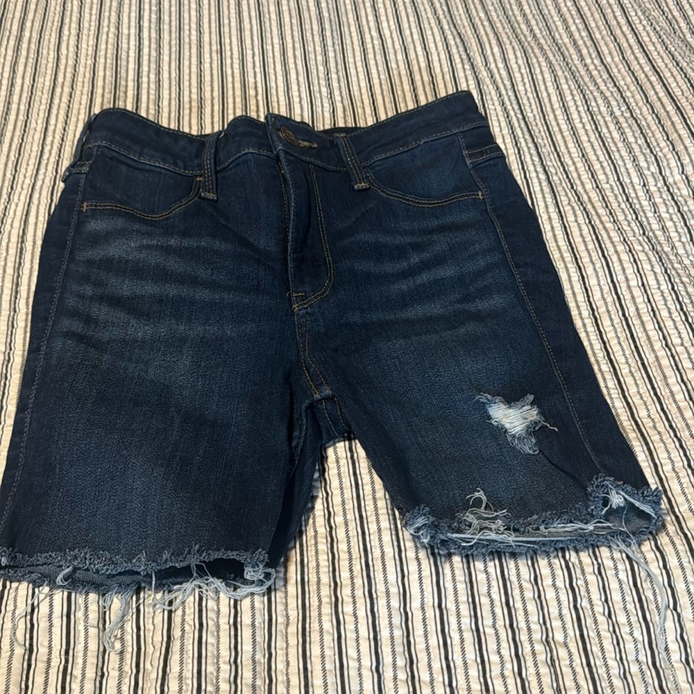 Cut off shorts